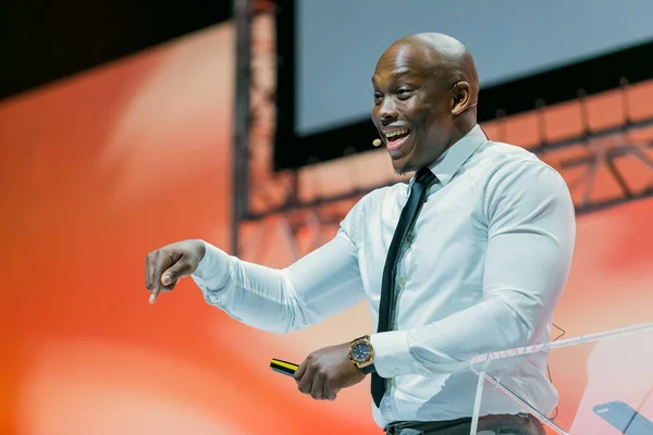 Vusi Thembekwayo Wiki, age, wife, net worth, book
